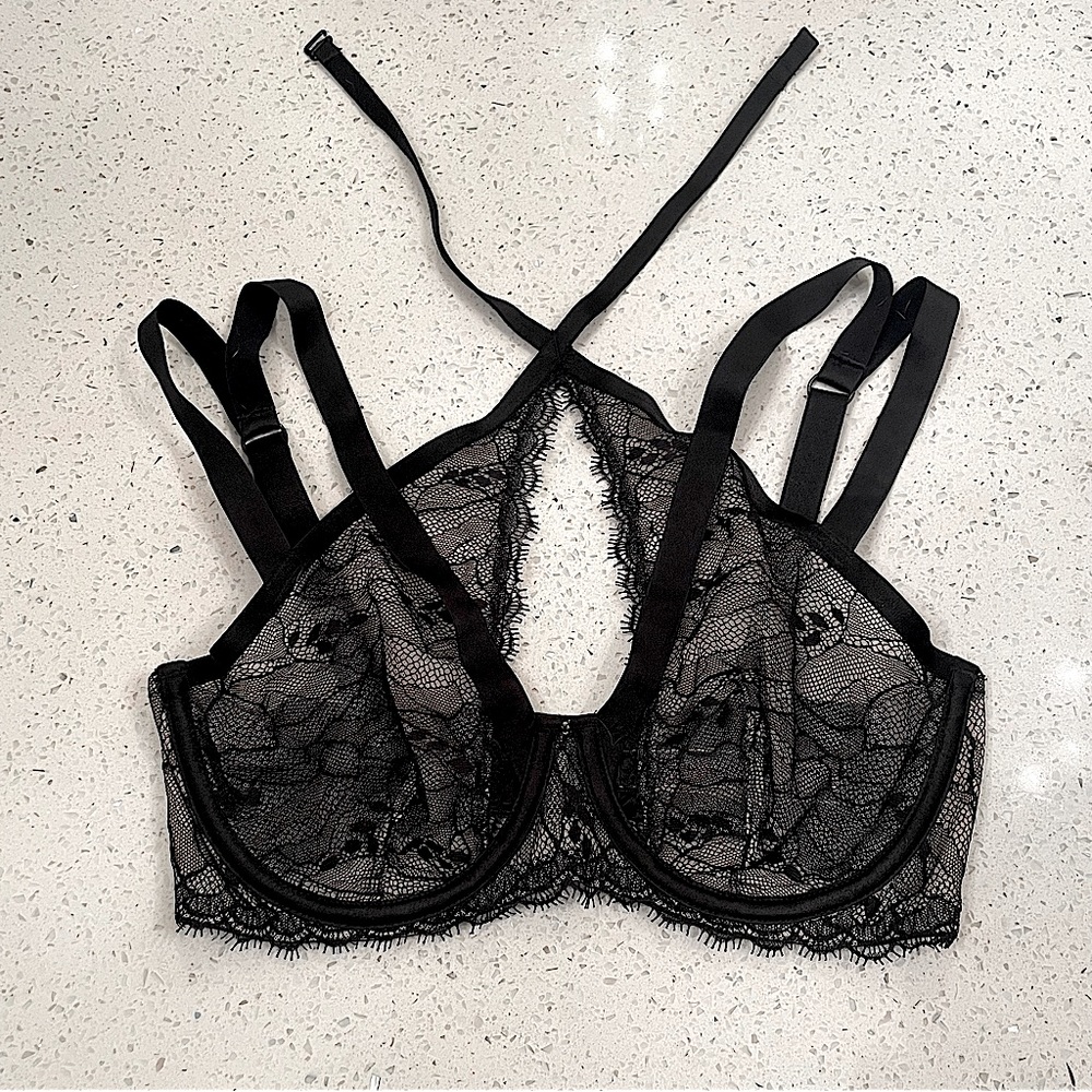 Victorias Secret, Underwire lingerie bra